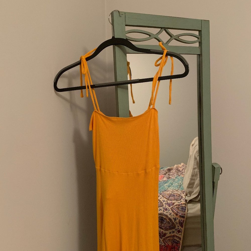 Yellow tie dress